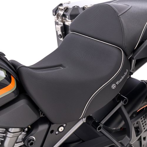 Комфортне занижене мотосидіння -25 мм для водія Wunderlich AKTIVKOMFORT на мотоциклі Harley-Davidson Pan America 1250