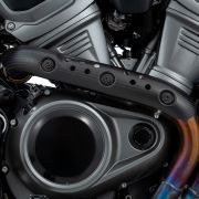 Теплозащитный карбоновый экран коллектора Wunderlich на мотоцикл Harley-Davidson Pan America 1250 90190-000 2