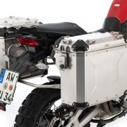 Комплект серебристых боковых кофров Wunderlich EXTREME - slimline - без цилиндра замка на мотоцикл Ducati Multistrada V4/Multistrada V4 Pikes Peak/Multistrada V4 S/Multistrada V4 Rally/DesertX 70610-100 3