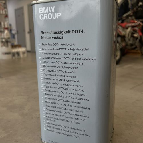 Гальмівна рідина BMW DOT4, 1 л
