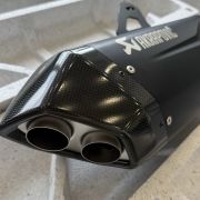 Спортивний глушник Akrapovic Slip-On для BMW R1300GS (Adventure), чорний S-B13SO4-HJGTBL 6